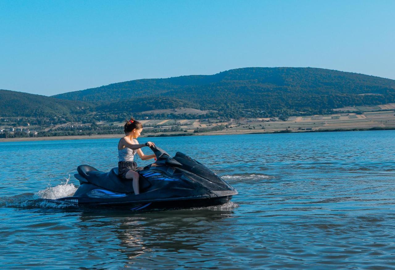 Laguna Beach Club Bazaleti Lake Dushet'i Dış mekan fotoğraf