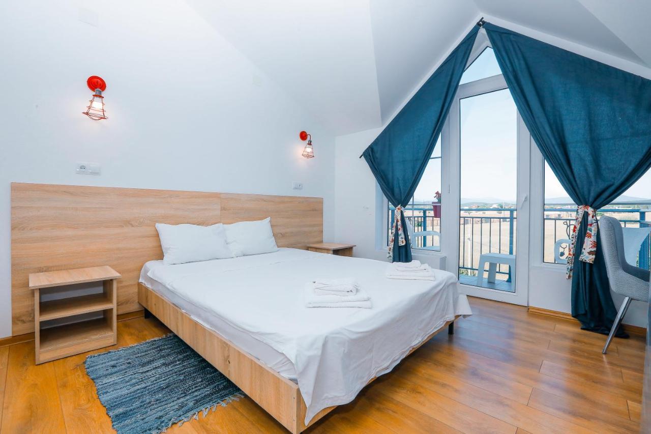 Laguna Beach Club Bazaleti Lake Dushet'i Dış mekan fotoğraf